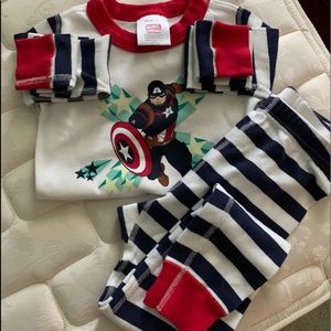 EUC boys Size 5 Marvel Hanna Andersson Pajamas